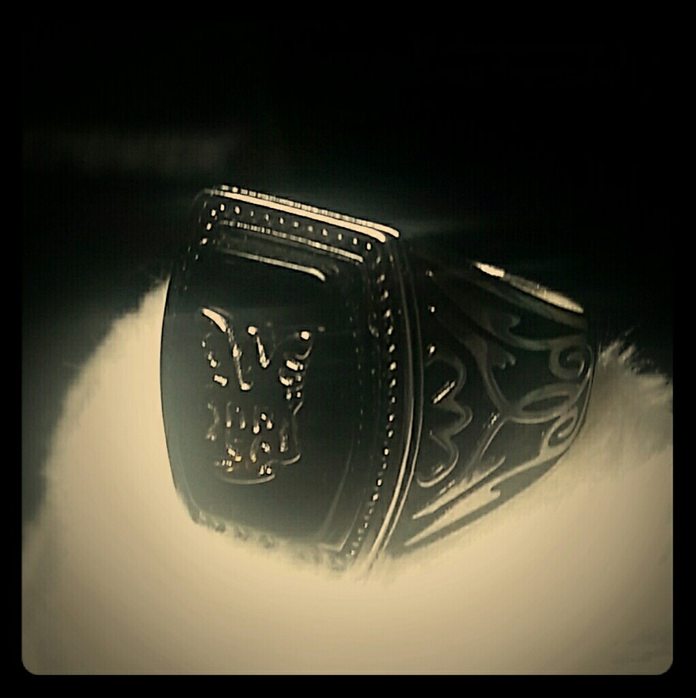 Men's Ring size 10.5 NEW.
